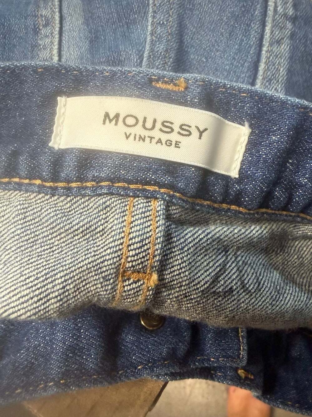 Moussy Vintage Women's Mid-Rise Tapered Cropped Jeans Size 26